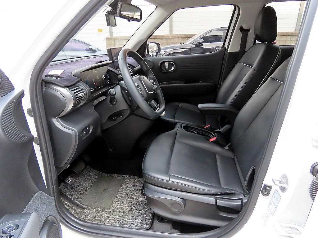 HYUNDAI Casper - Vista 5