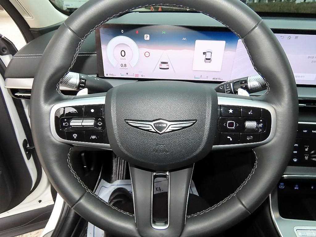 Genesis GV80 - Vista 8