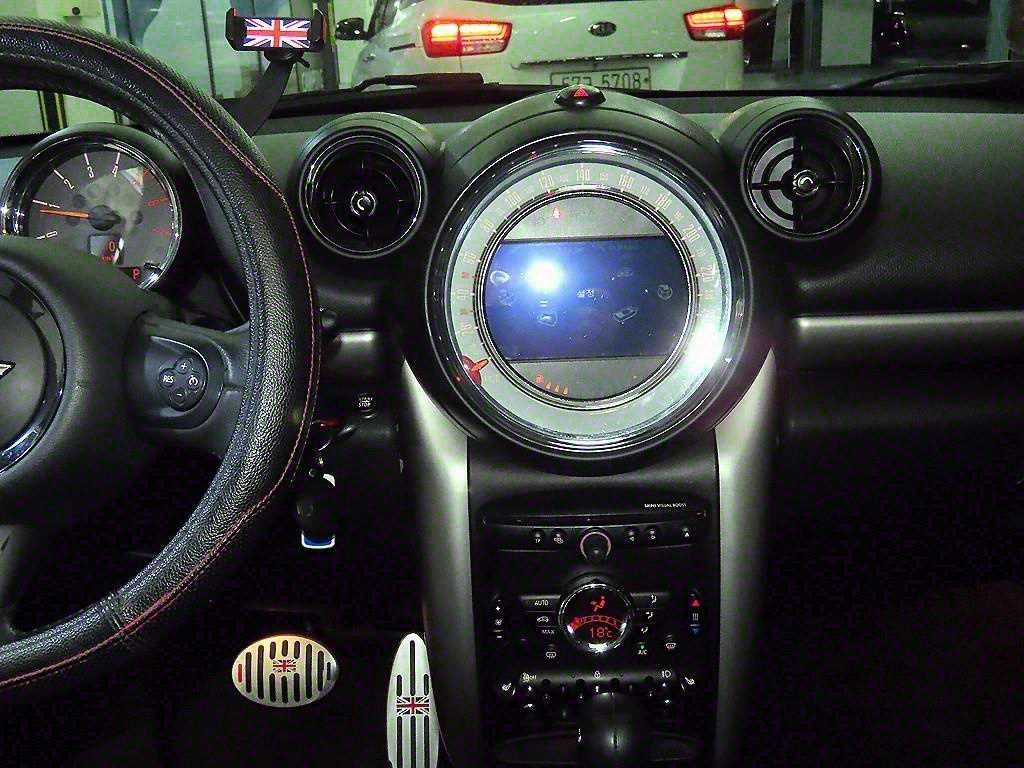 Mini Countryman - Vista 11