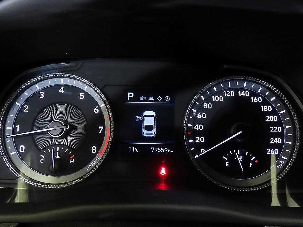 HYUNDAI Sonata - Vista 9