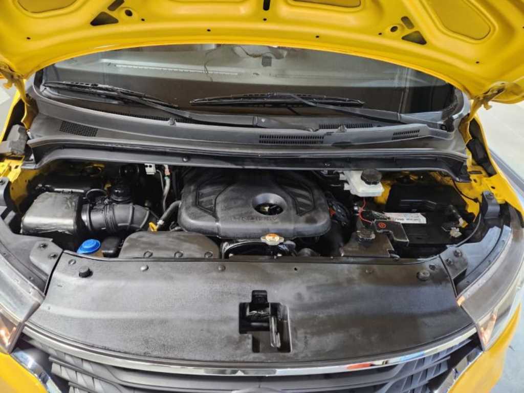 HYUNDAI Starex 2019 Amarillo - Importación desde Corea - HF Imports Iquique - Foto 19