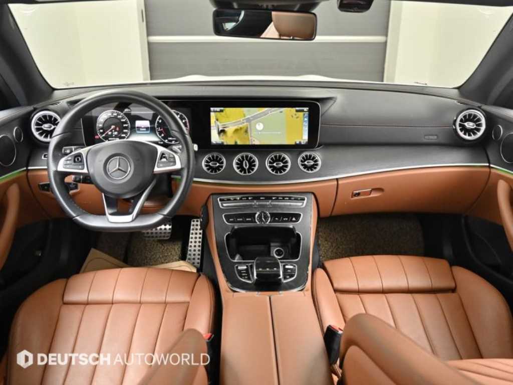 Mercedes Benz E class - Vista 7