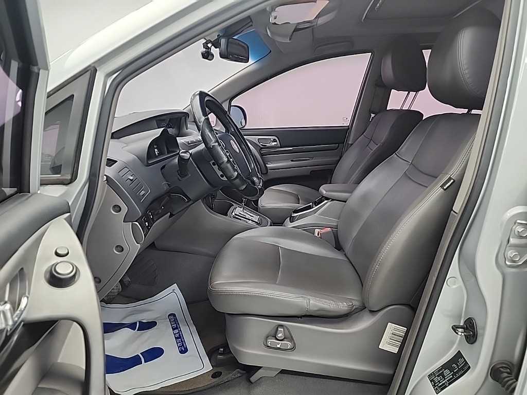 Ssangyong Korando - Vista 11