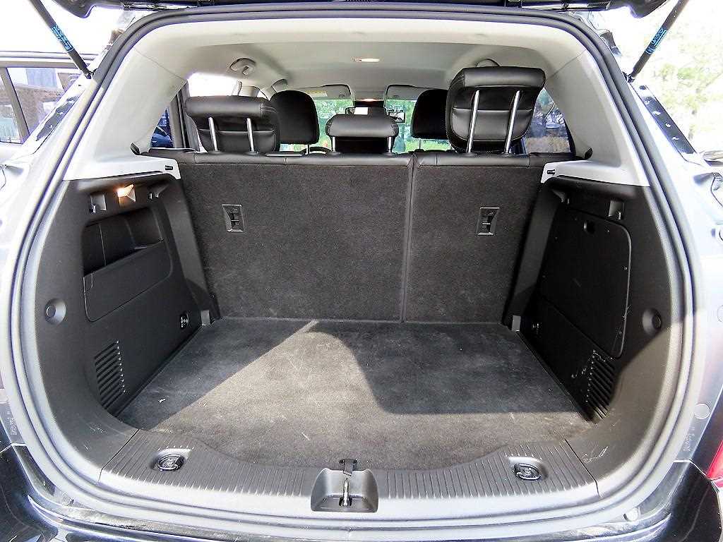 Chevrolet Trax 2019 Negro - Importación desde Corea - HF Imports Iquique - Foto 16