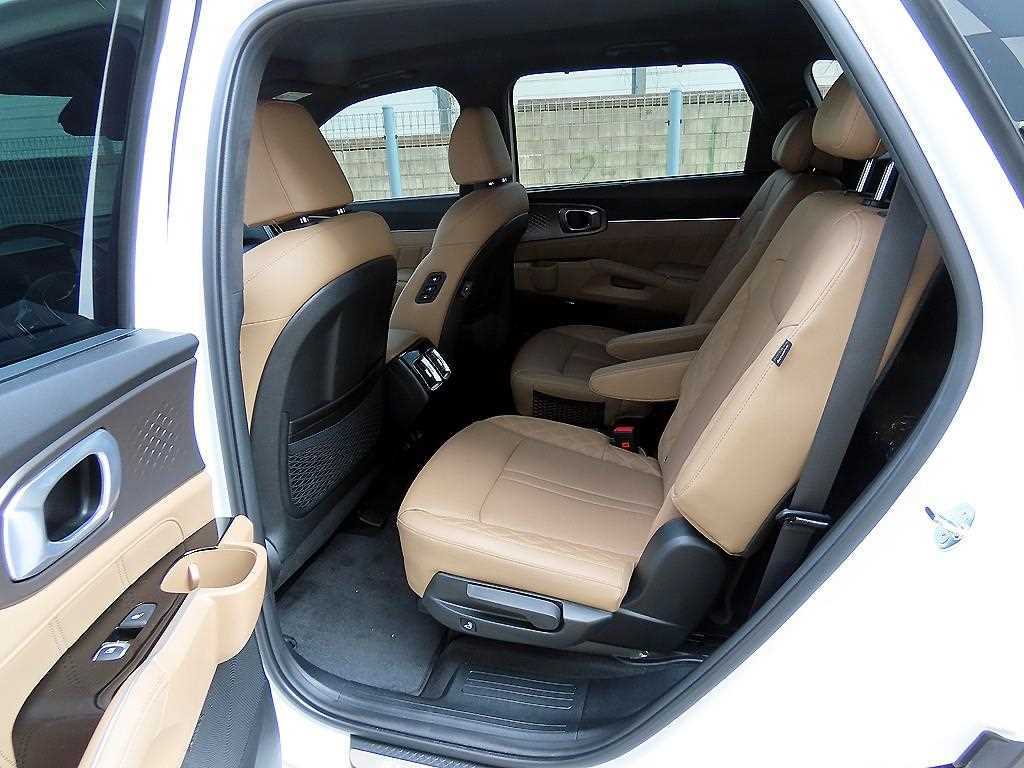 KIA Sorento - Vista 6