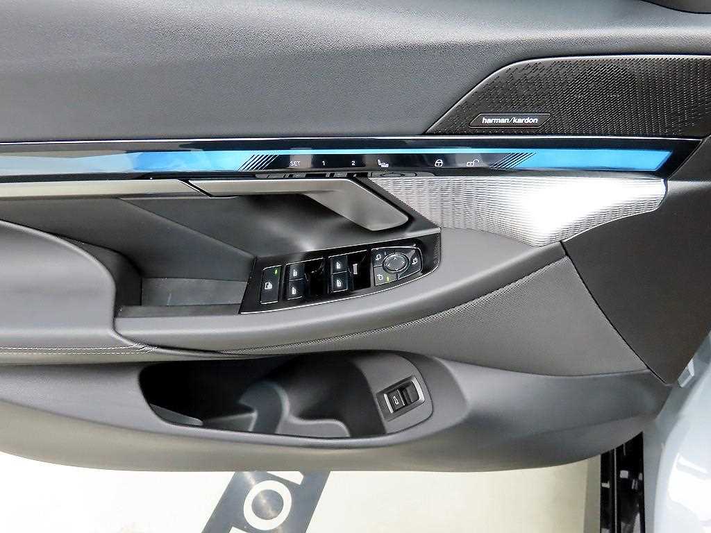 BMW 5 Series - Vista 11