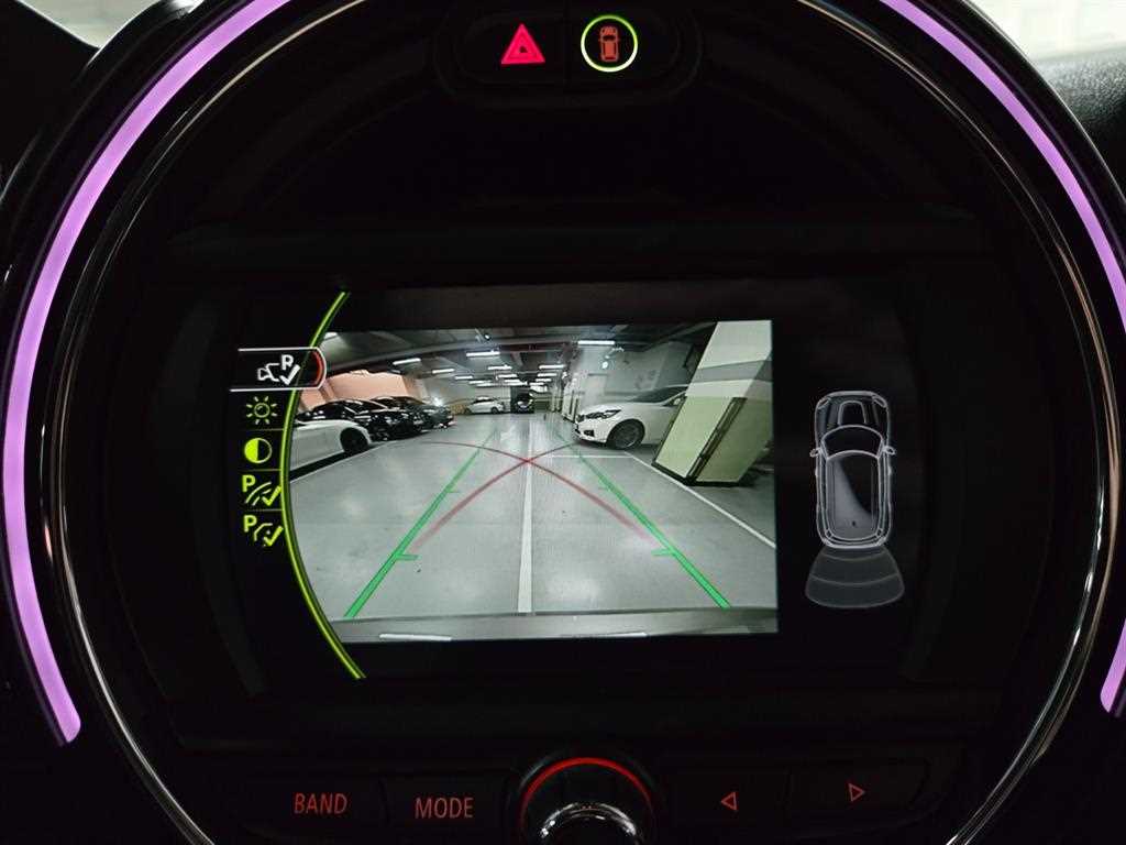 Mini Countryman - Vista 12