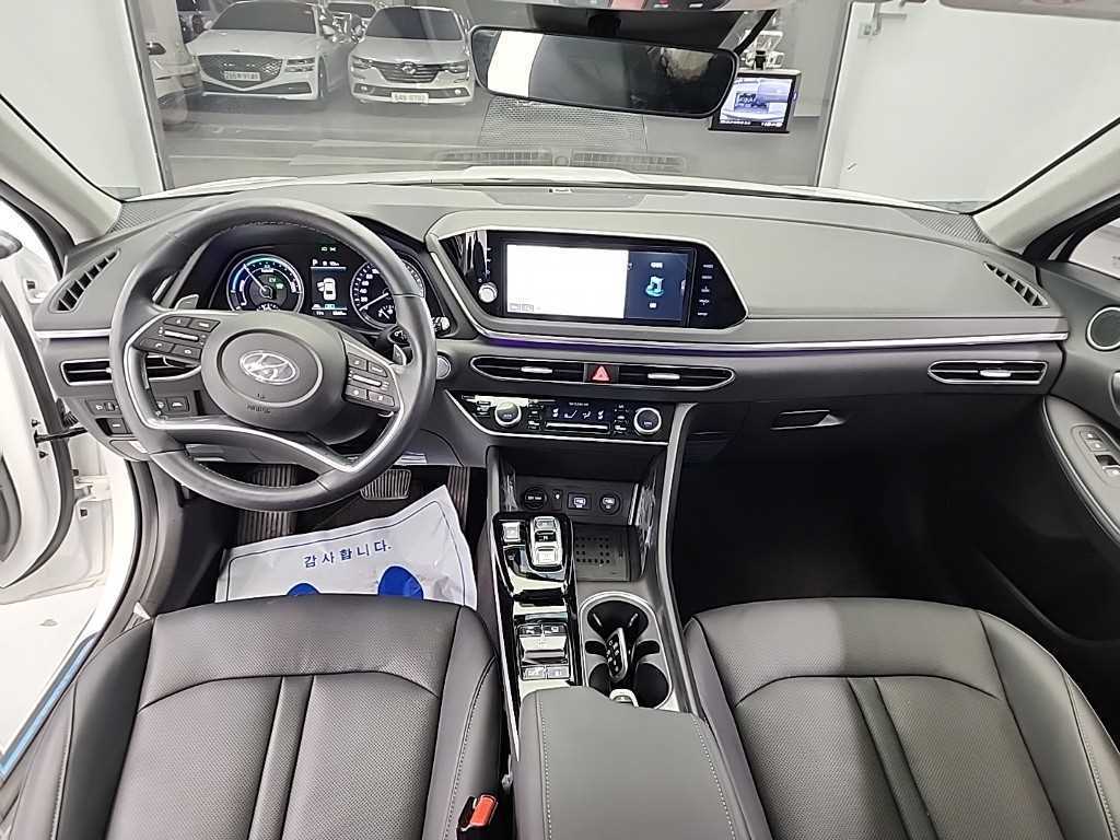 HYUNDAI Sonata - Vista 8