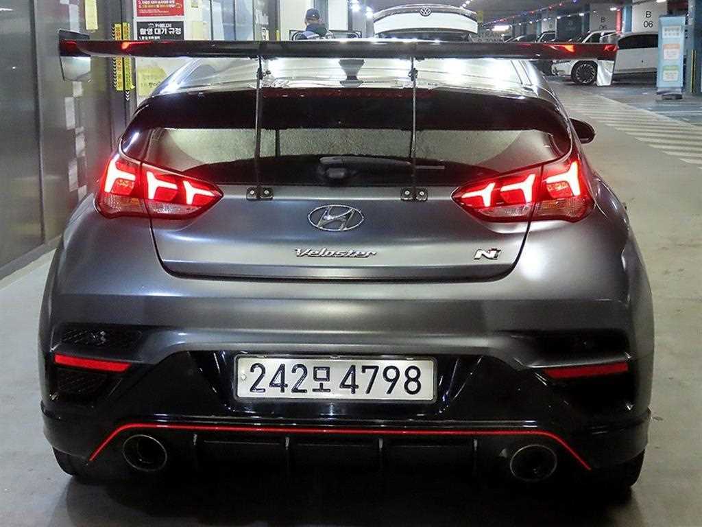 HYUNDAI Veloster - Vista 5