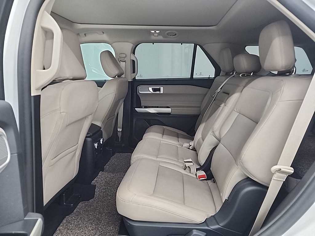 Ford Explorer - Vista 12