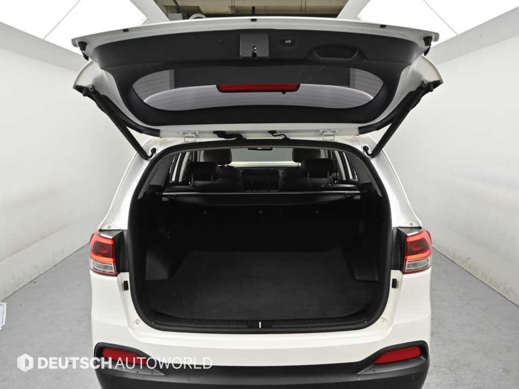 KIA Sorento - Vista 5