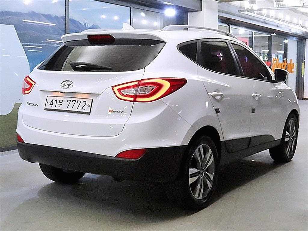 HYUNDAI Tucson - Vista 4
