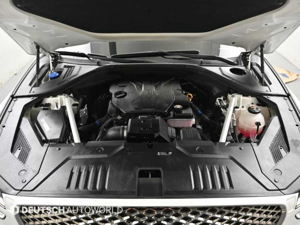 Genesis GV70 - Vista 6