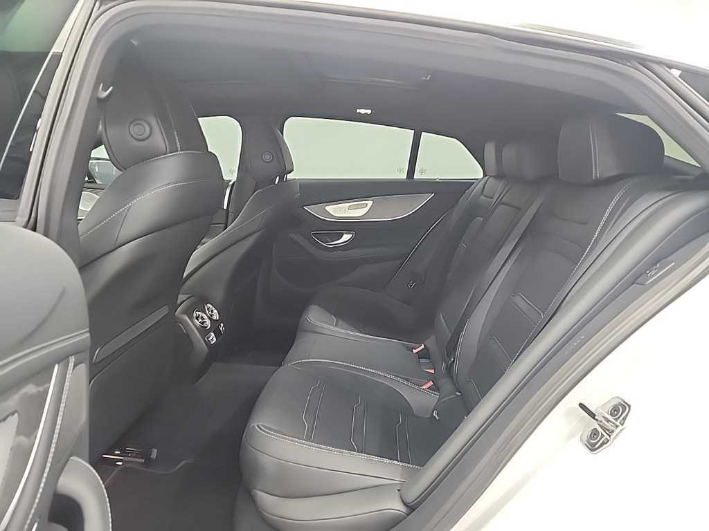 Mercedes Benz AMG GT - Vista 12