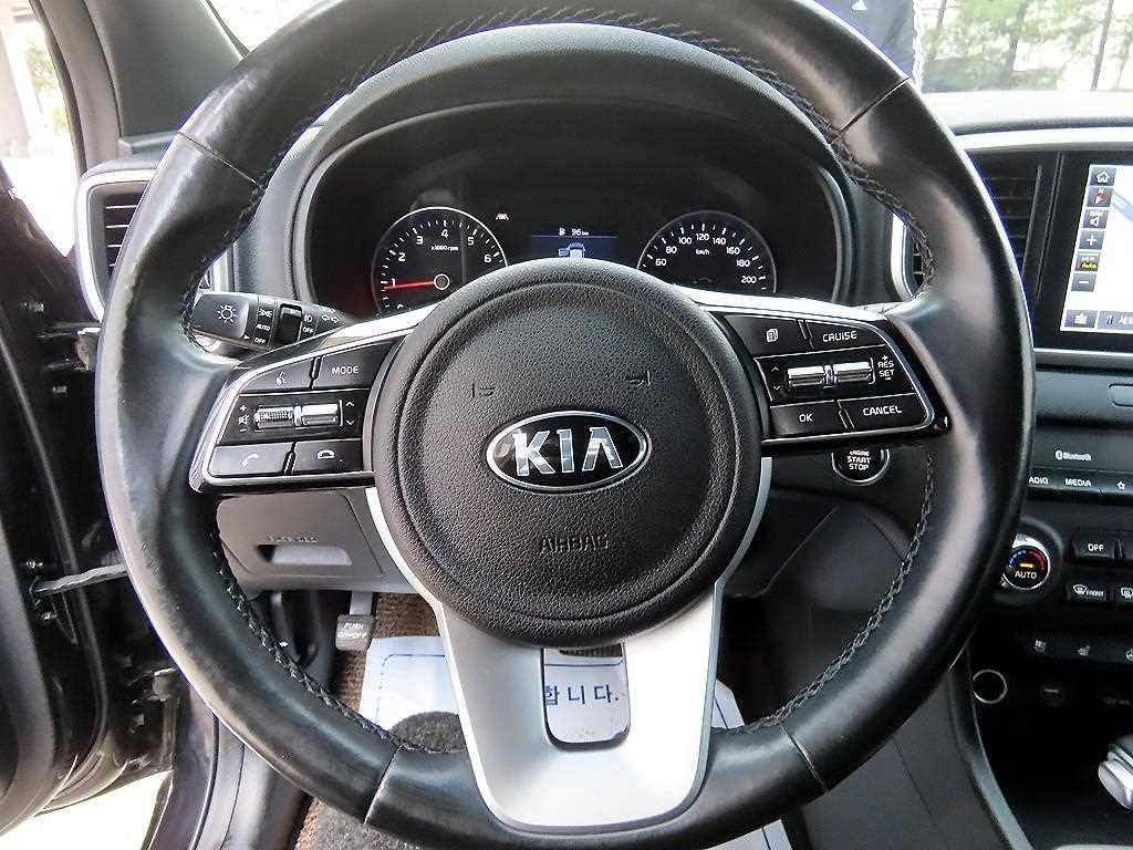 KIA Sportage - Vista 8