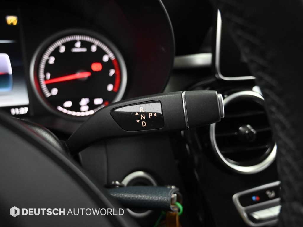 Mercedes Benz C Class - Vista 9