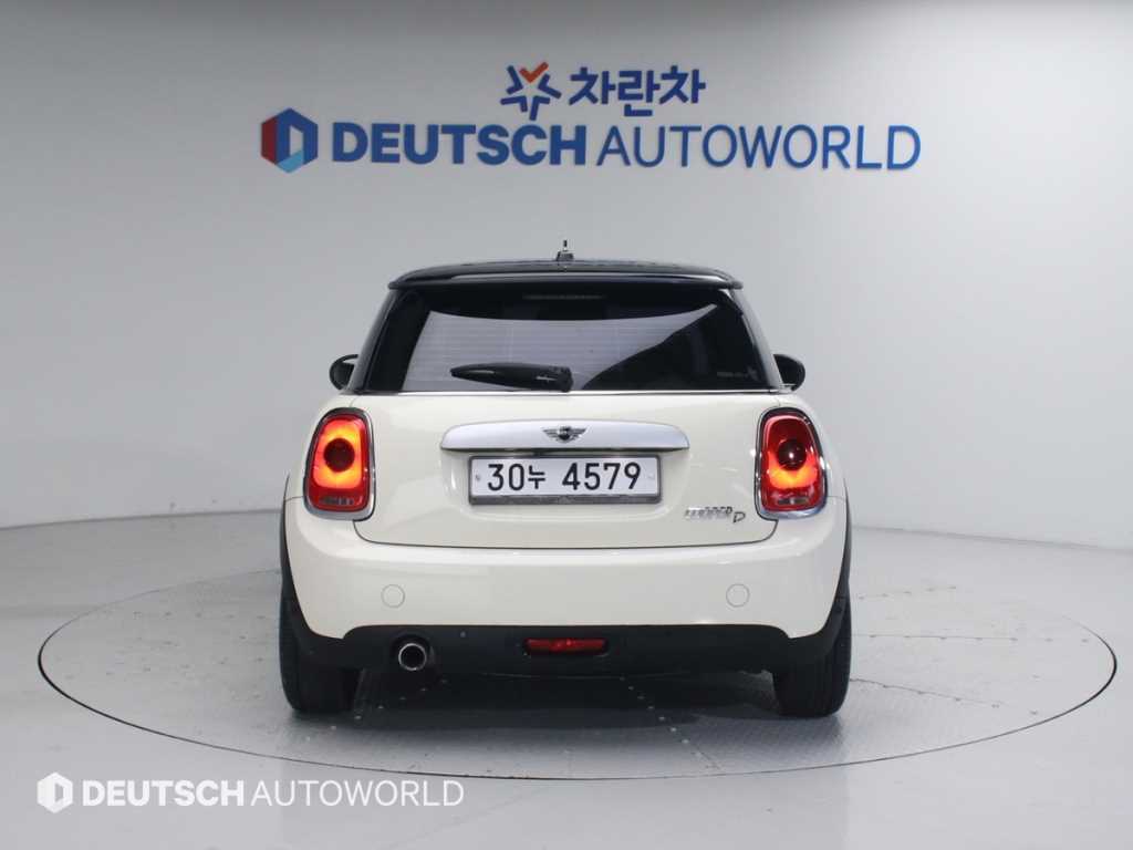 Mini Cooper - Vista 4