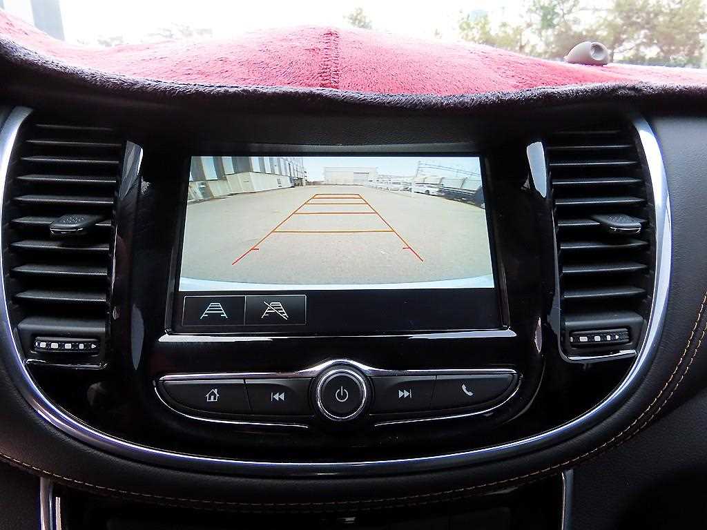 Chevrolet Trax 2019 Blanco - Importación desde Corea - HF Imports Iquique - Foto 13