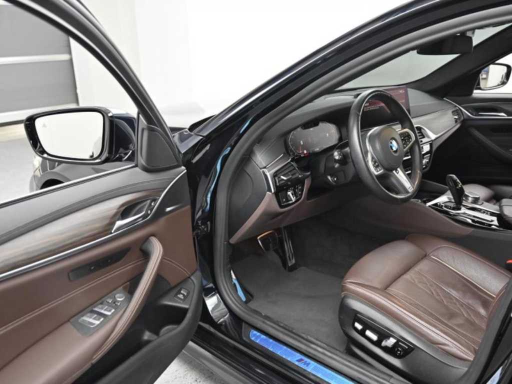 BMW 5 Series - Vista 11