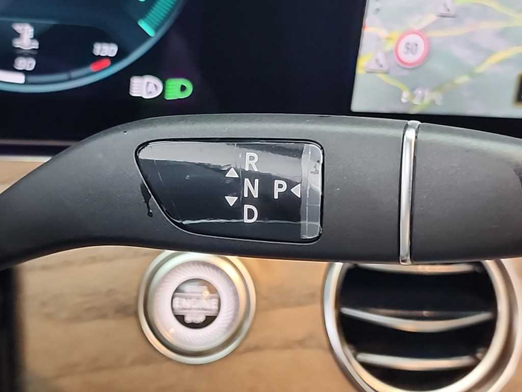 Mercedes Benz E class - Vista 8