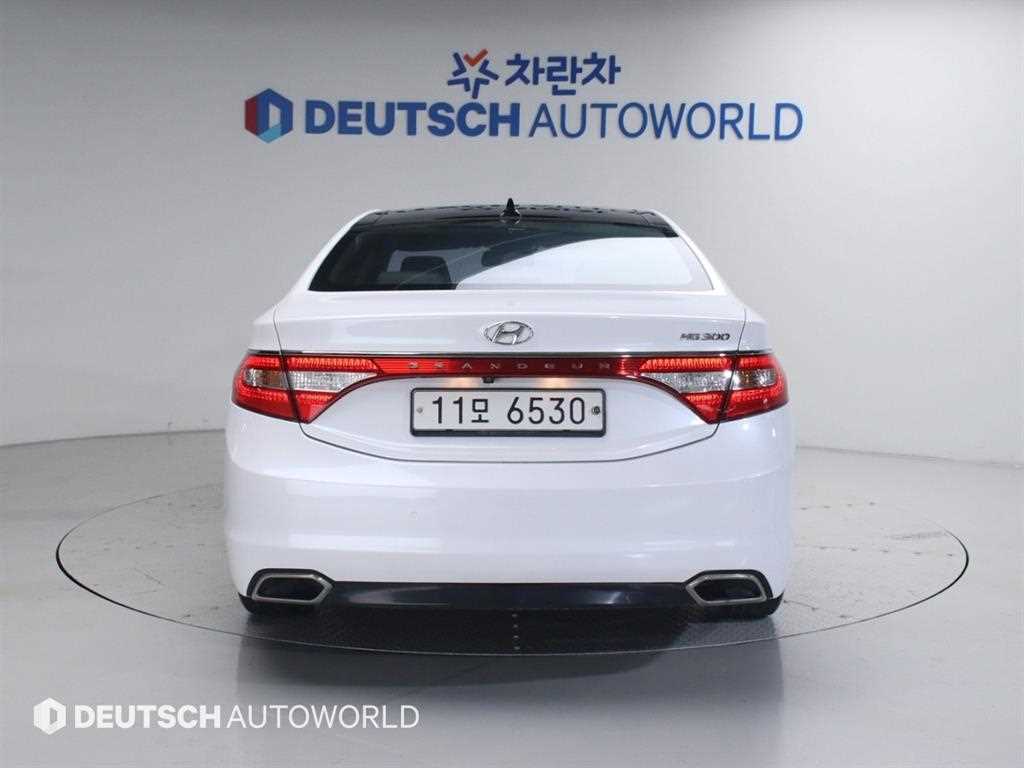 HYUNDAI Grandeur - Vista 4