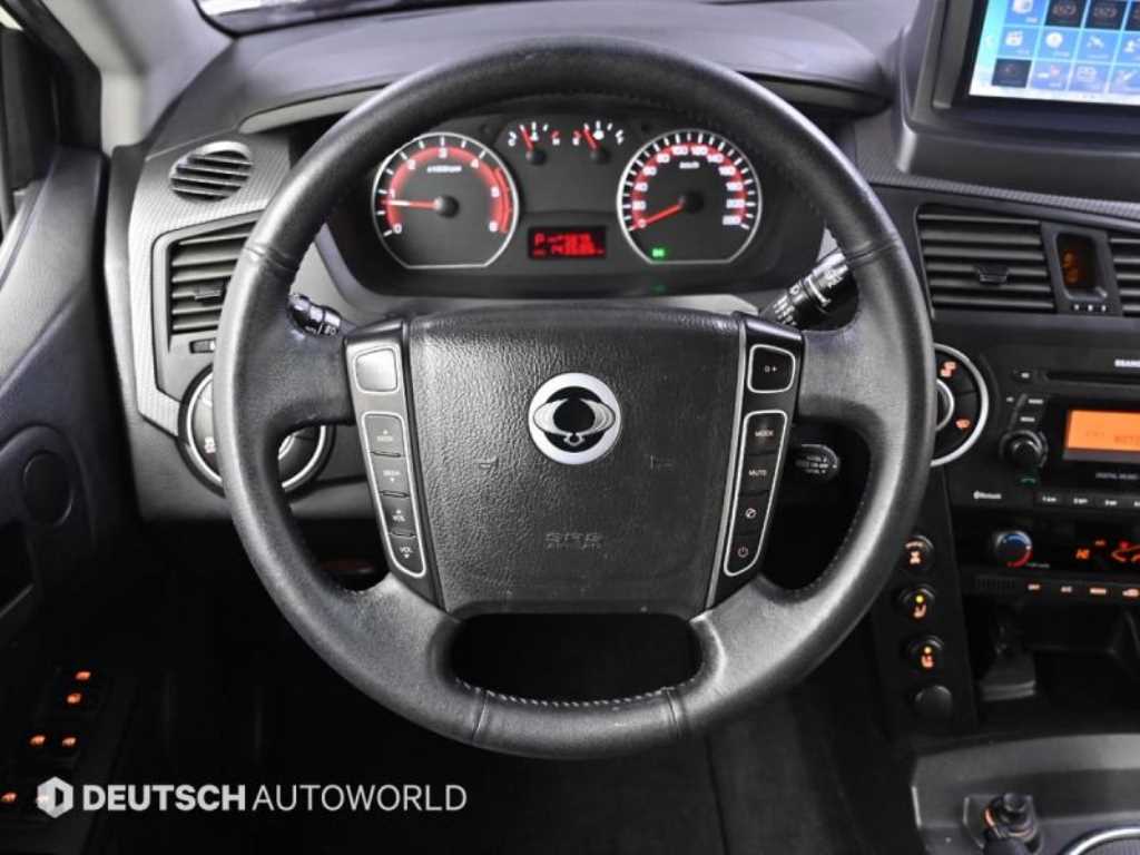 Ssangyong Korando 2015 Blanco - Importación desde Corea - HF Imports Iquique - Foto 13