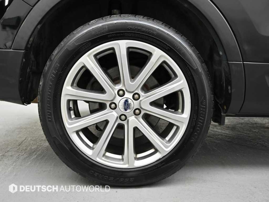 Ford Explorer - Vista 5