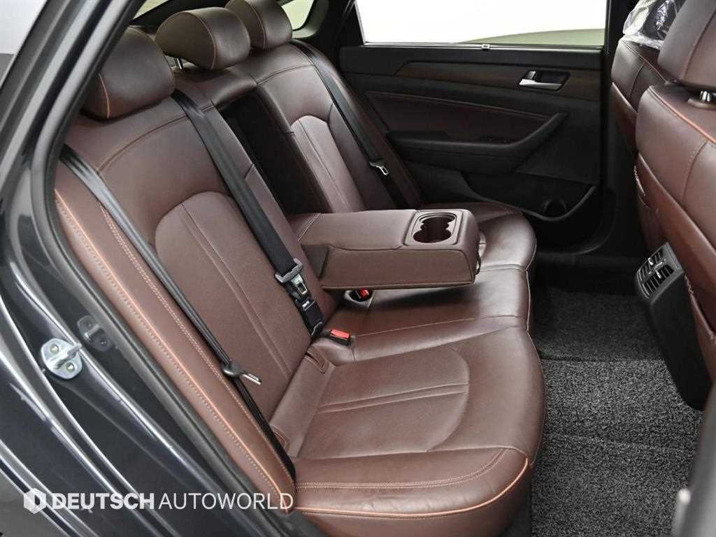 HYUNDAI Sonata - Vista 12