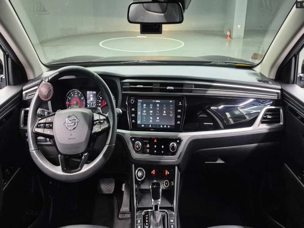 Ssangyong Korando - Vista 6