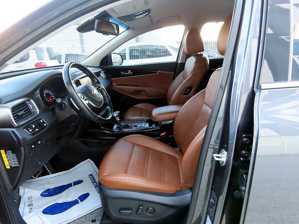 KIA Sorento - Vista 5