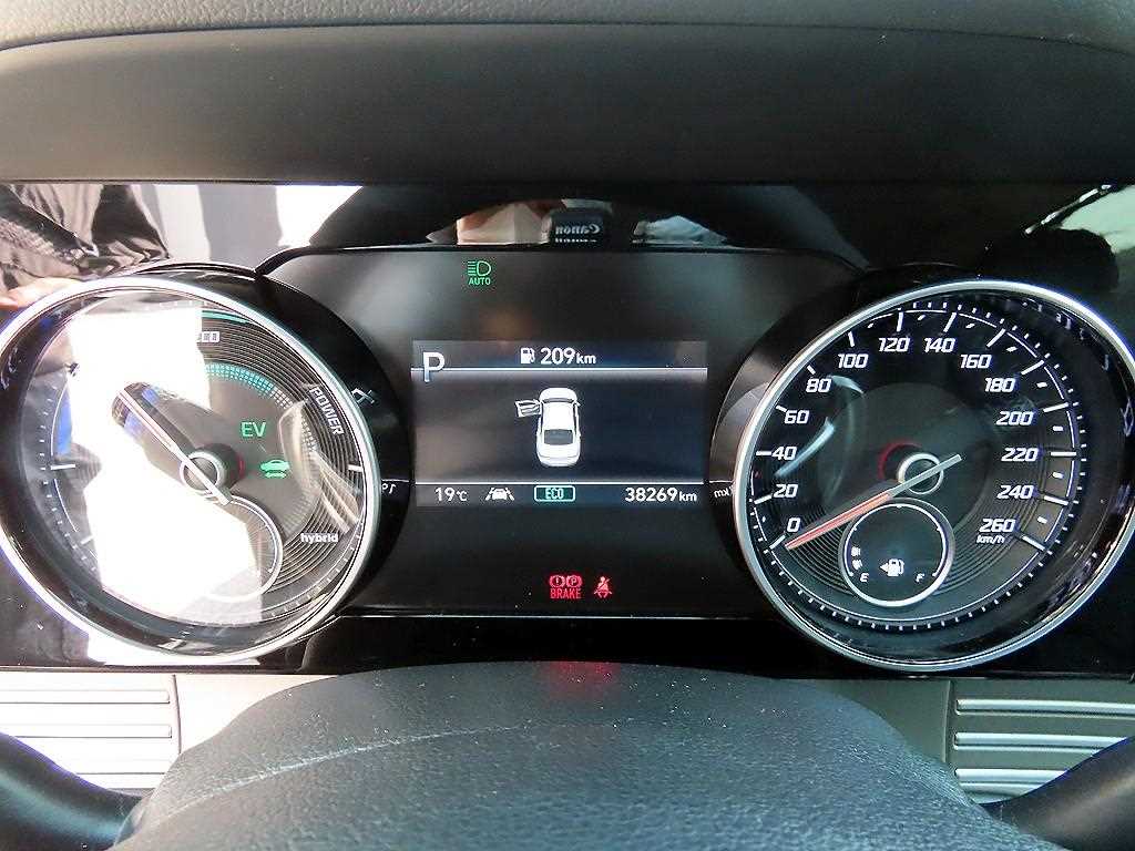 HYUNDAI Grandeur - Vista 9