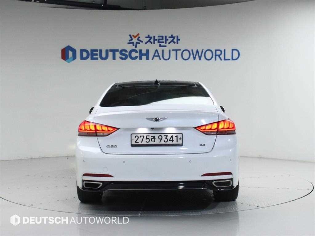 Genesis G80 - Vista 5