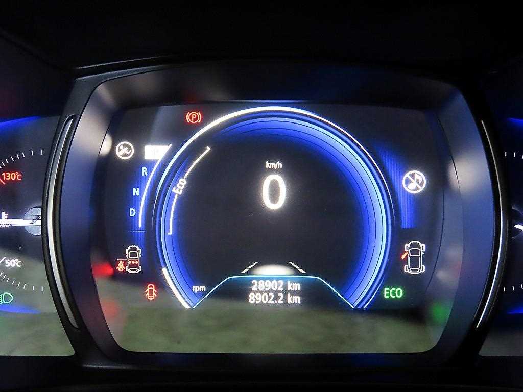 SAMSUNG QM6 - Vista 9