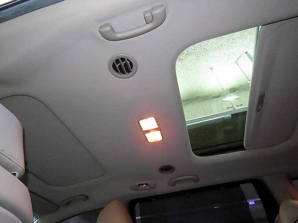 KIA Carnival 2017 Negro - Importación desde Corea - HF Imports Iquique - Foto 16