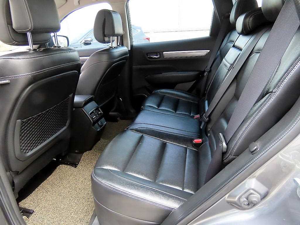 SAMSUNG QM6 - Vista 6