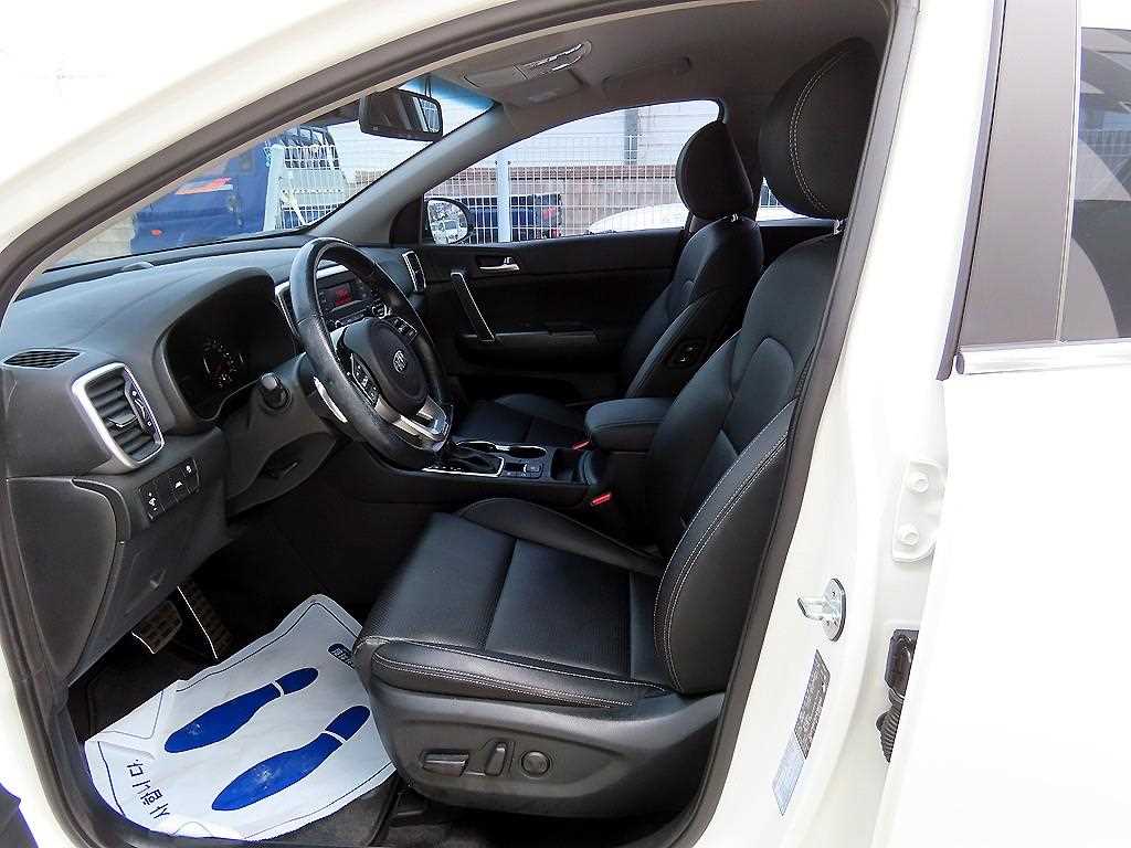 KIA Sportage - Vista 5