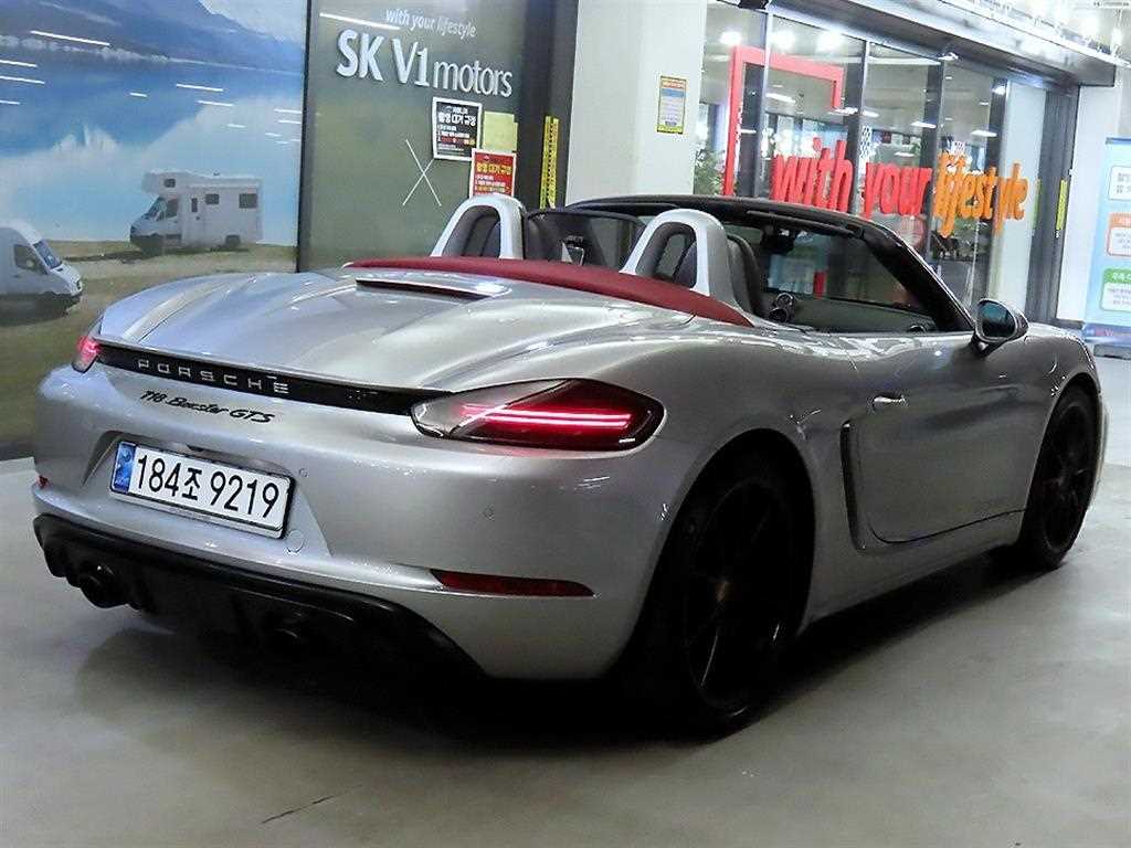 Porsche 718 - Vista 9