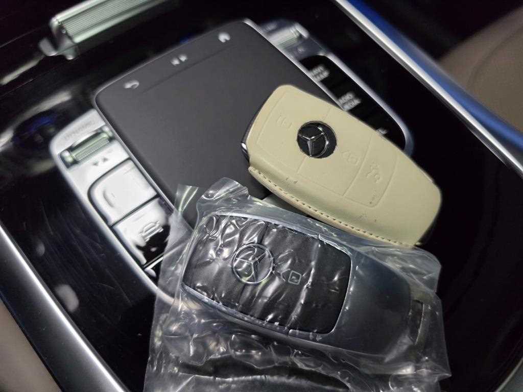 Mercedes Benz G Class (G Wagen) 2025 Negro - Importación desde Corea - HF Imports Iquique - Foto 16