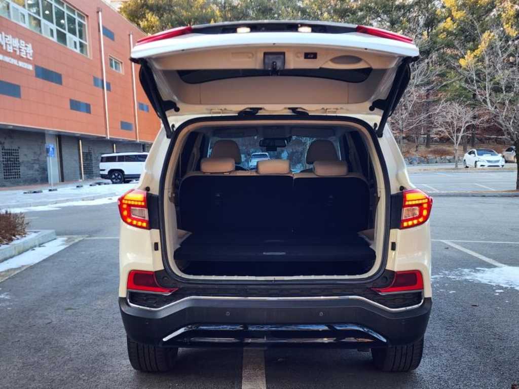 Ssangyong Rexton - Vista 7