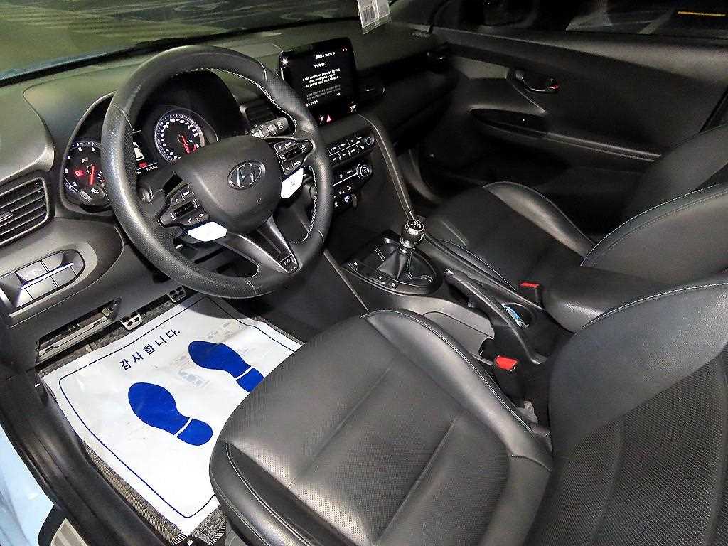 HYUNDAI Veloster - Vista 10