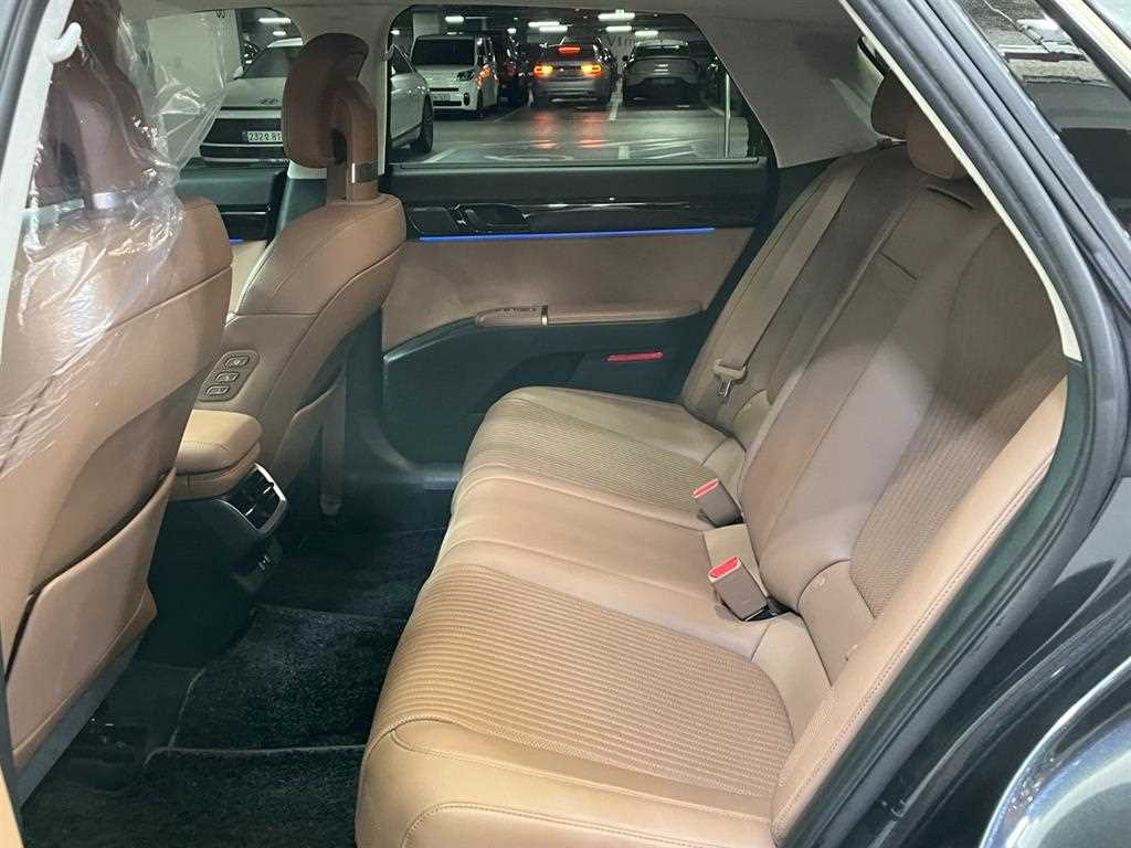 HYUNDAI Grandeur - Vista 7