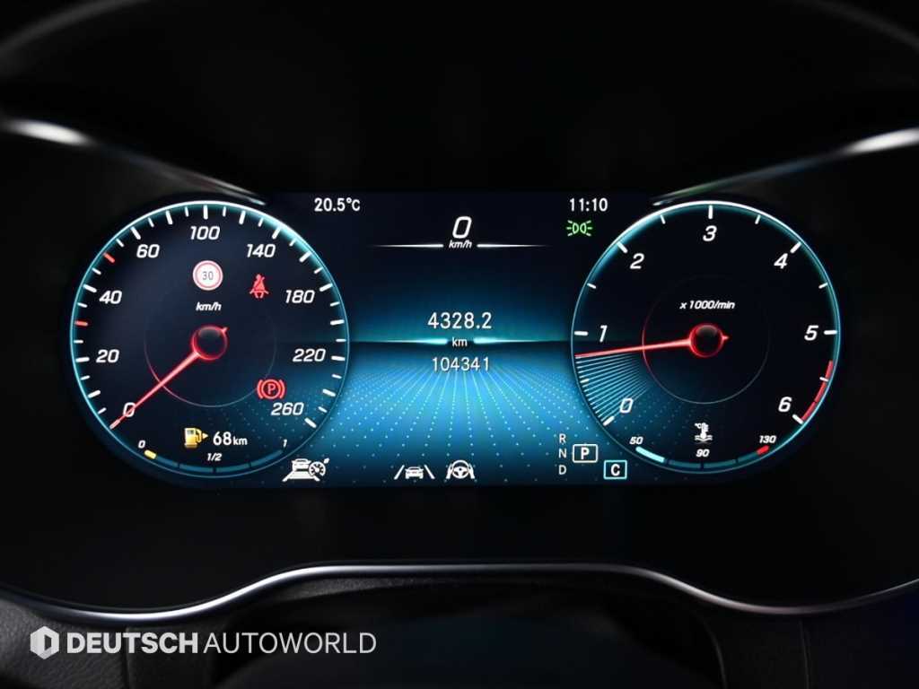 Mercedes Benz GLC Class - Vista 8