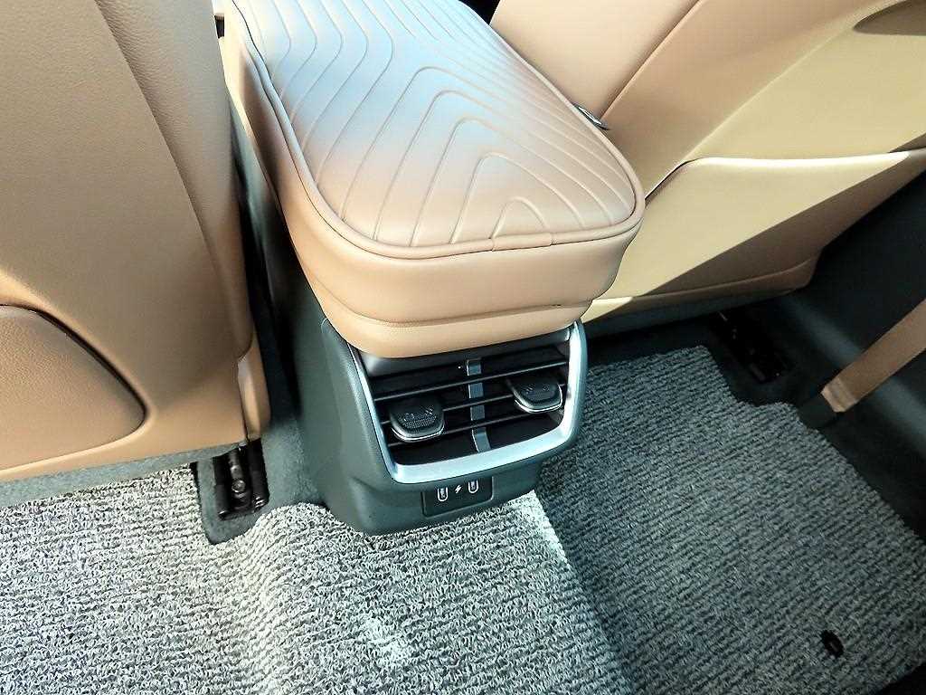 HYUNDAI Grandeur 2025 Negro - Importación desde Corea - HF Imports Iquique - Foto 17