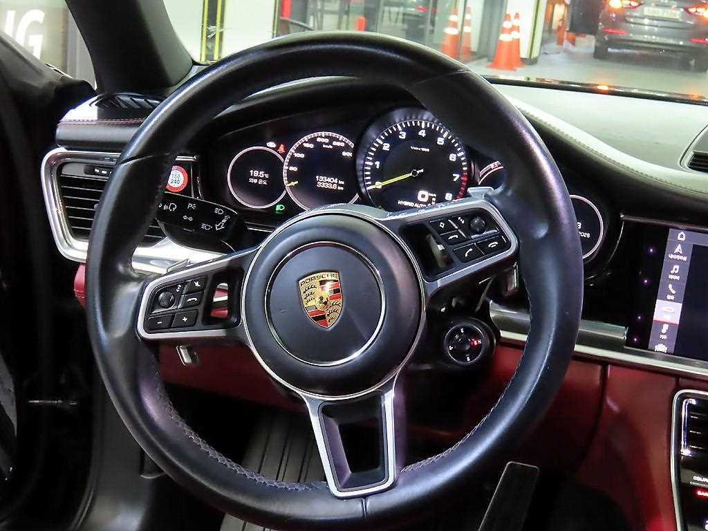 Porsche Panamera - Vista 8