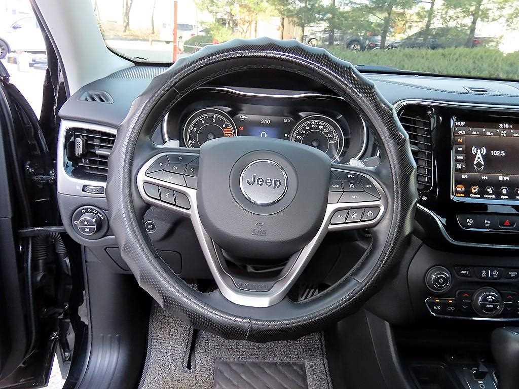 Jeep Cherokee - Vista 8