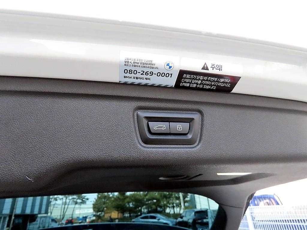 BMW 3 series 2023 Blanco - Importación desde Corea - HF Imports Iquique - Foto 17