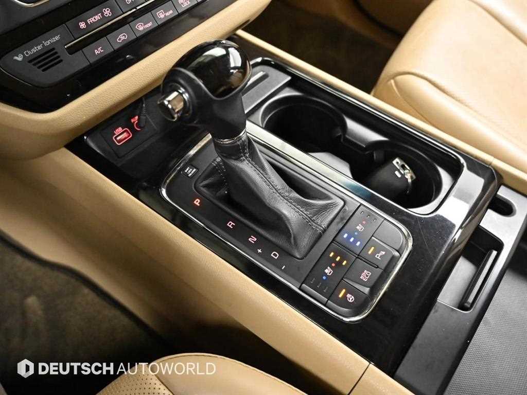 KIA Carnival - Vista 9