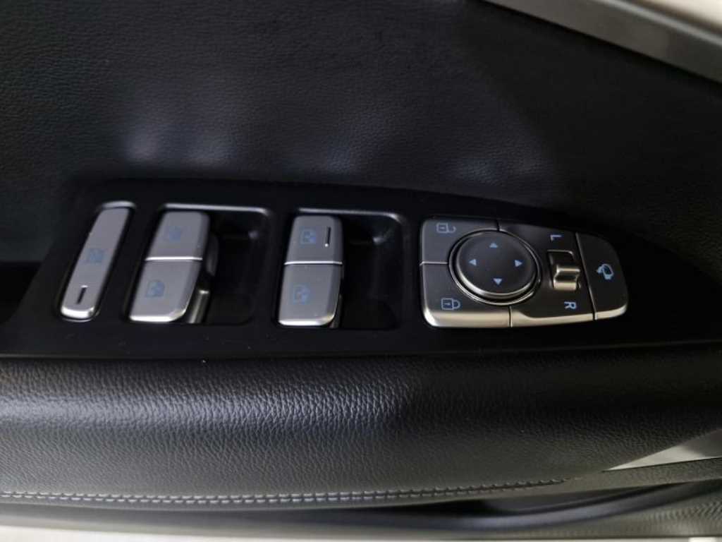 Genesis G70 2022 - Importación desde Corea - HF Imports Iquique - Foto 15