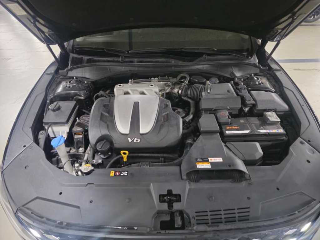 HYUNDAI Grandeur - Vista 6