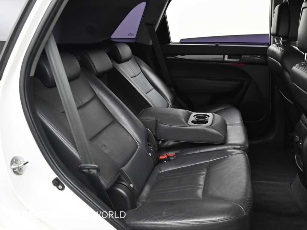 KIA Sorento - Vista 12